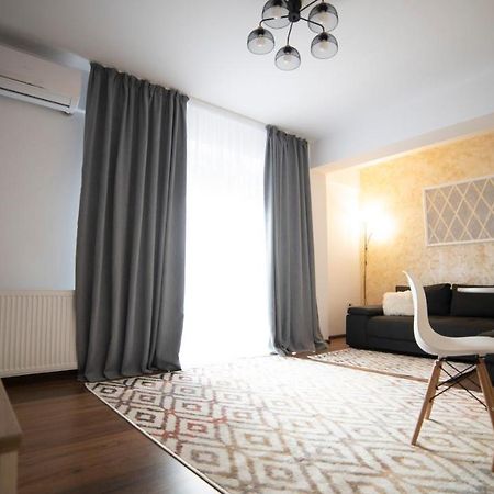 Ballade Apartment Iasi Luaran gambar